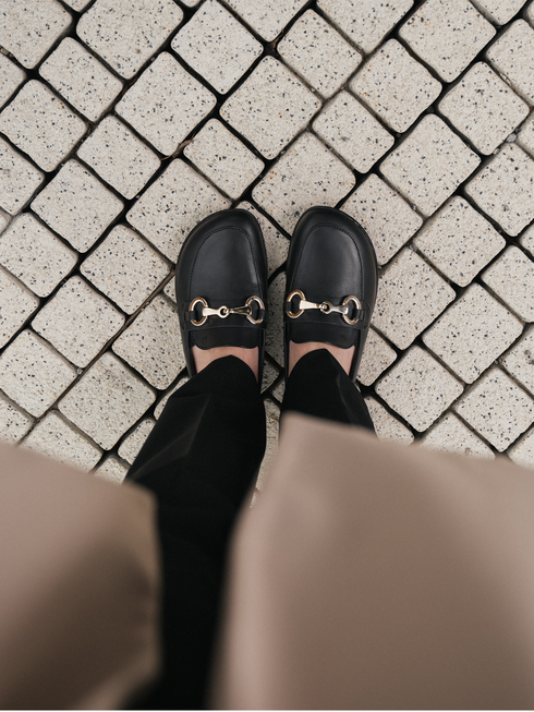 Viva Slip Ons - Dam