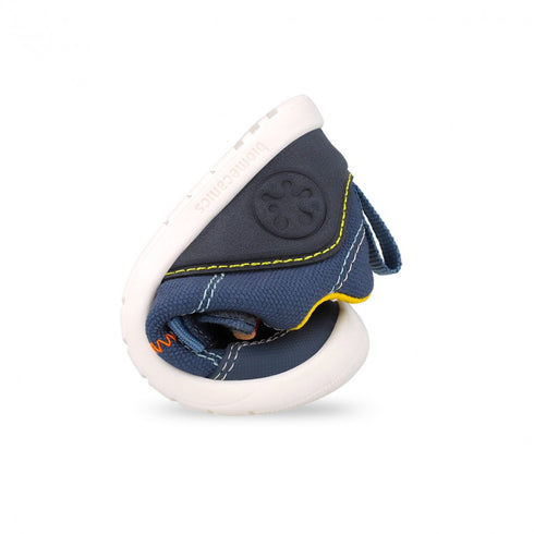 Moove Canvas Sneakers - Barn