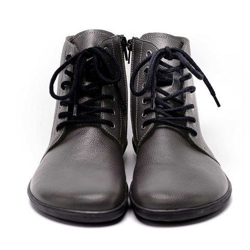 Be Lenka Nord i charcoal svart färg framifrån.