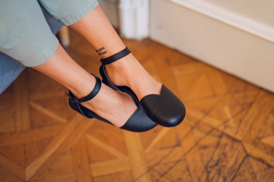 Ballerina Barefoot