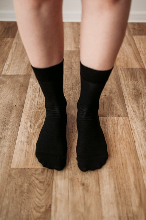 Ask Lenka Crew Essentials Barefoot Socks