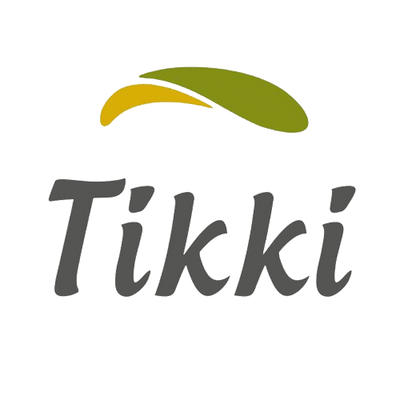 Logotyp för varumärket Tikki som tillverkar barfotaskor.